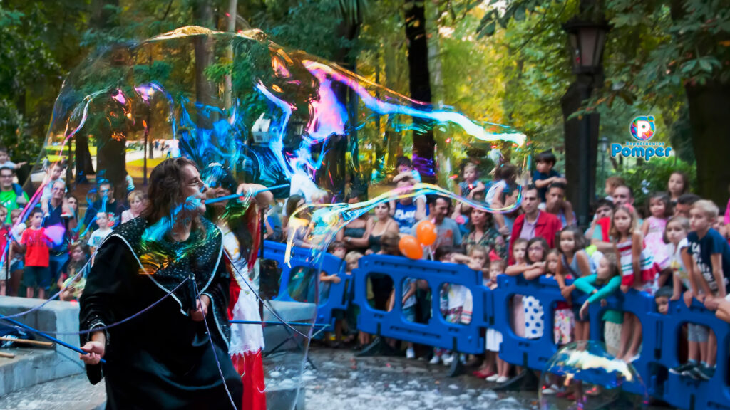 Vídeos burbujas gigantes Pomper 1